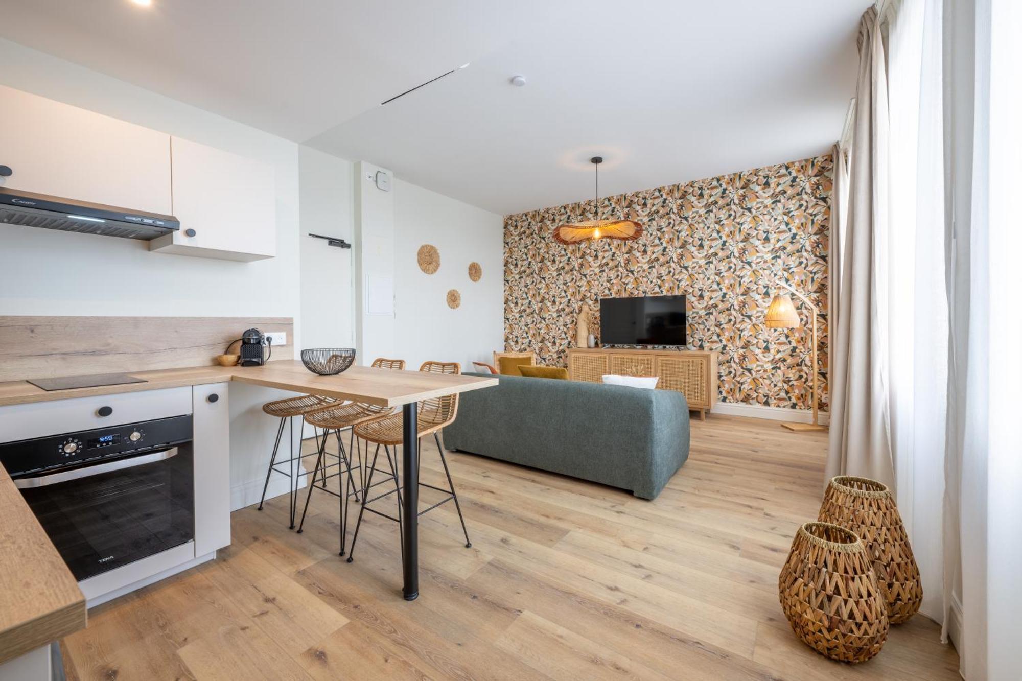 67 Victor Hugo Apartment Cognac Bagian luar foto